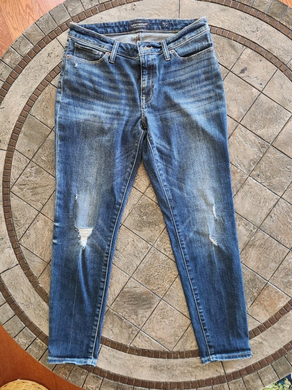 Lucky Brand Sasha Super Skinny Jeans Women's Size 12/31 Distressed Stretch Denim
